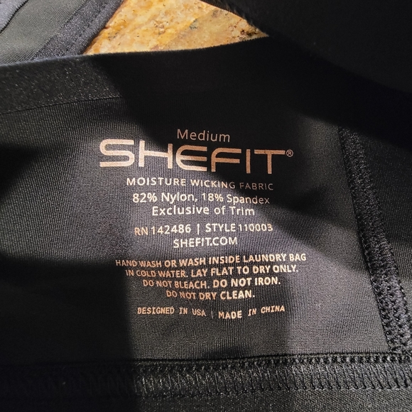 Shefit Flex Sports Bra Medium Impact Black Rose Gold Women's Size Medium - Picture 12 of 12